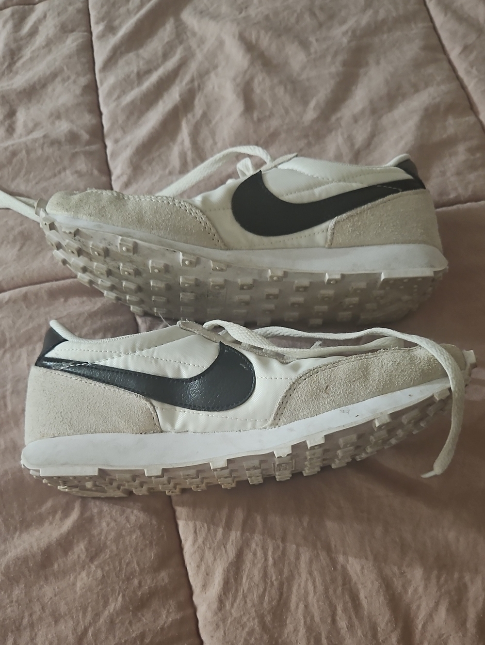 Nike Retro Runner Sneakers in White, Beige & Black